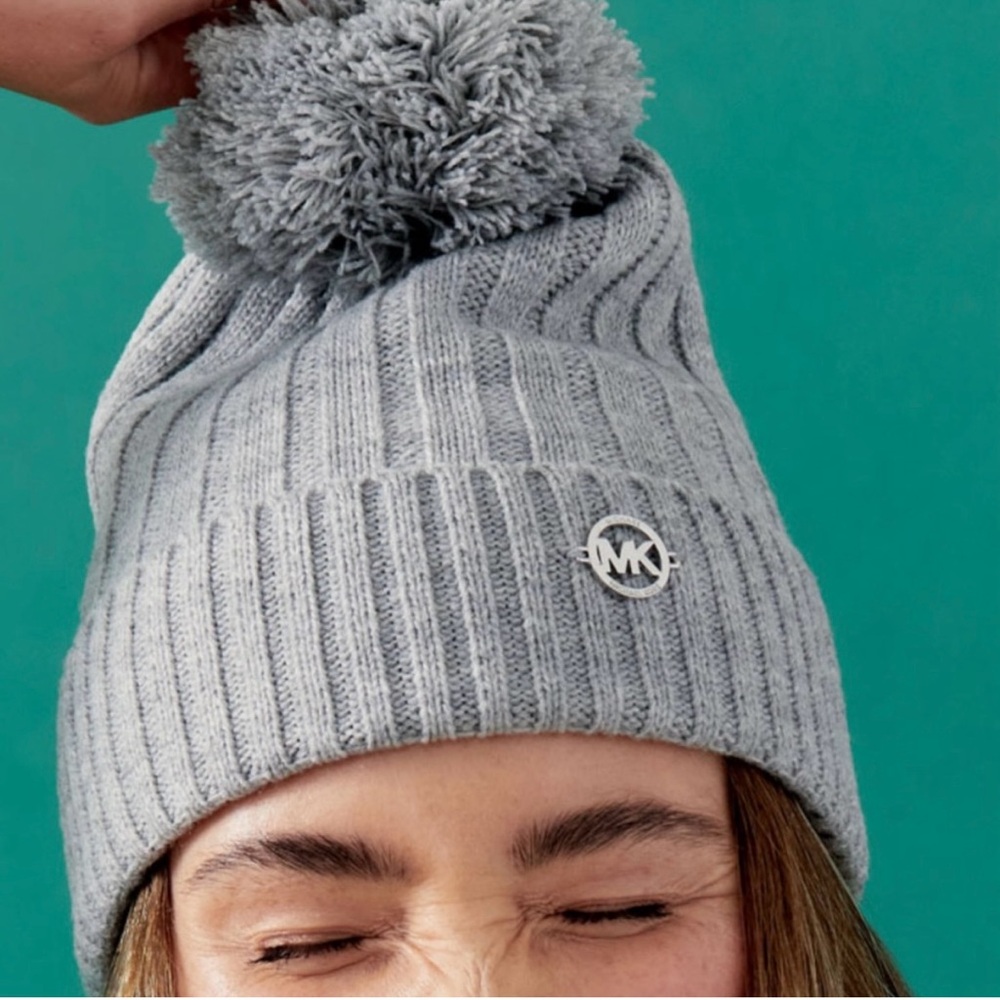 MICHAEL KORS Gray Beanie with Pom